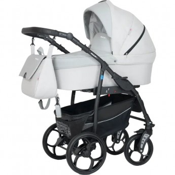 Коляска VERDI Babies Max Plus 3 в 1, белая с светлой вставкой